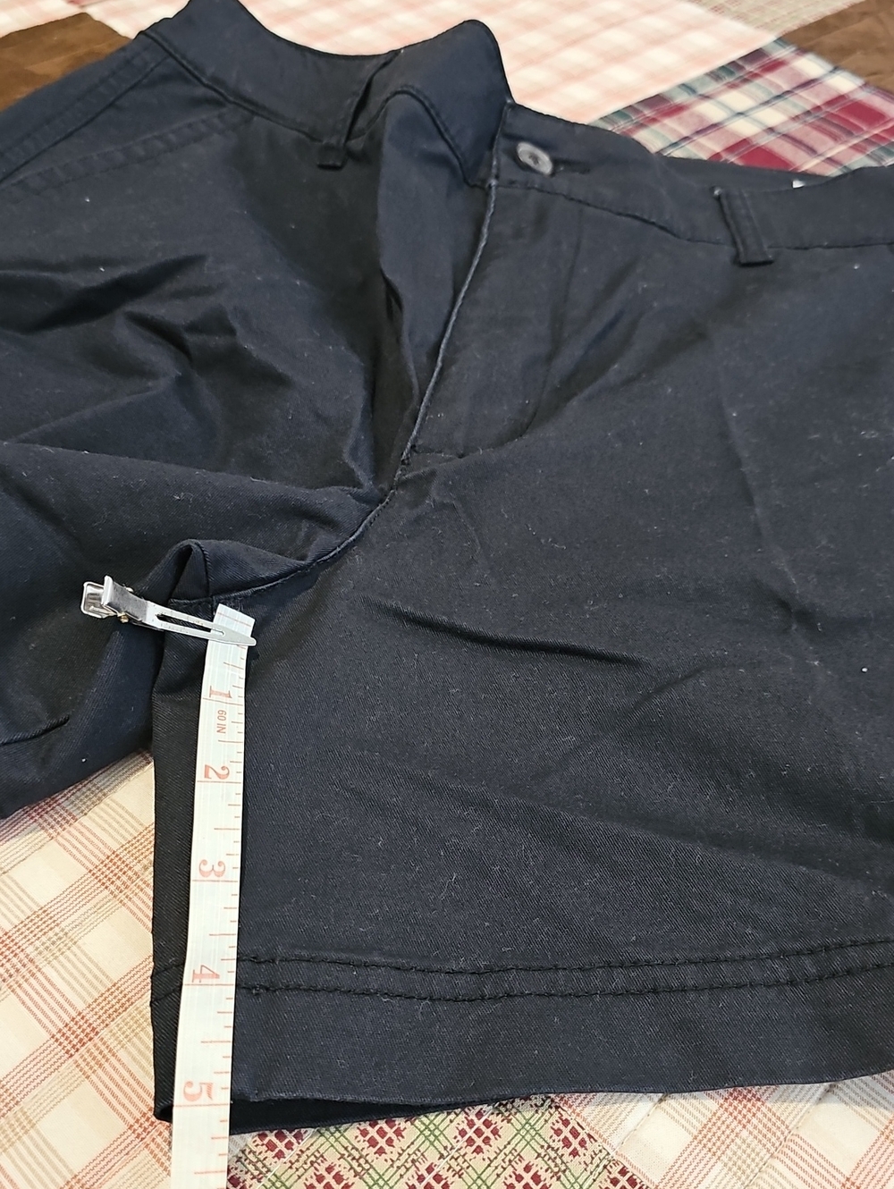 GAP Black Women's Khaki Short - Picture 4 of 4